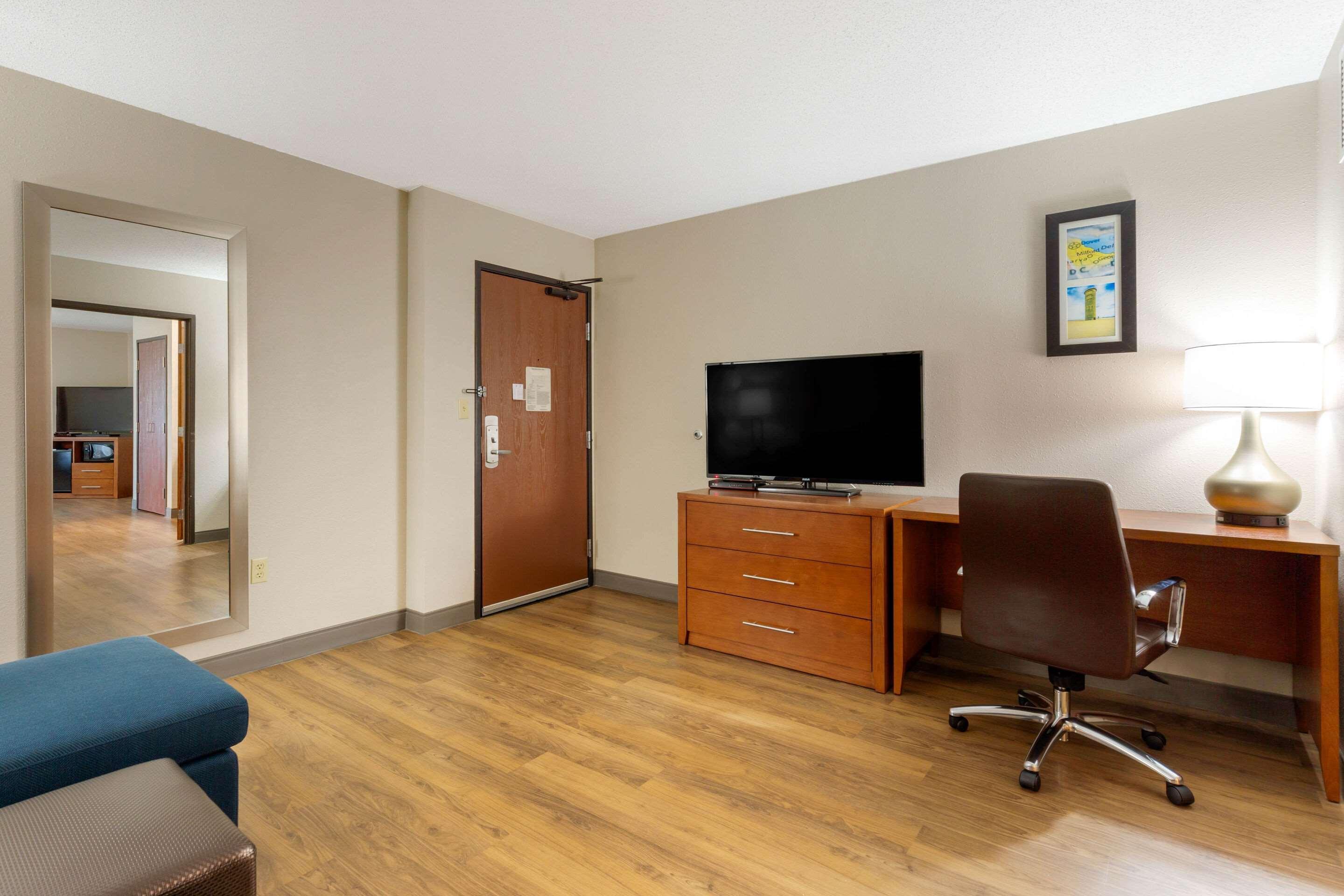 Comfort Inn & Suites Milford Extérieur photo